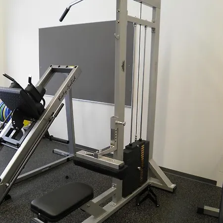 Hotel Hyvaerilae Youth- And Centre