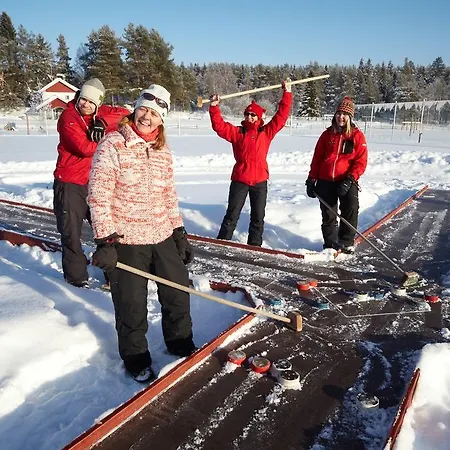 Hyvaerilae Youth- And Centre 3*