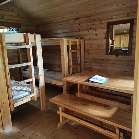 Hotell Hyvaerilae Youth- And Centre