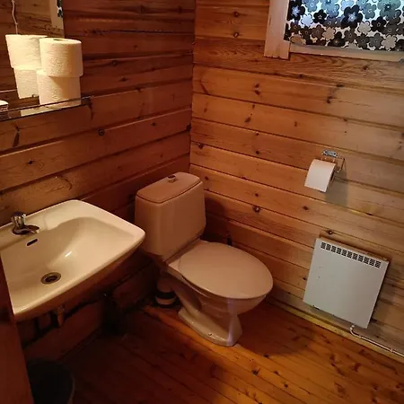 ホテル Hyvaerilae Youth- And Centre ヌルメス