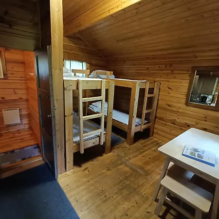 ホテル Hyvaerilae Youth- And Centre