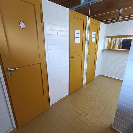 Hotel Hyvaerilae Youth- And Centre