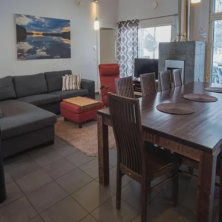 Hyvaerilae Youth- And Centre 3*