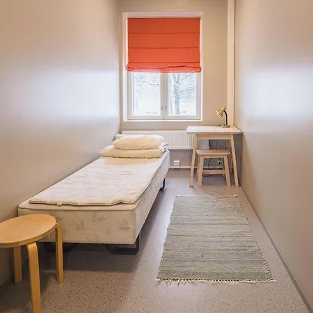 Hyvaerilae Youth- And Centre ホテル