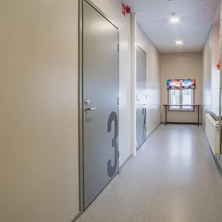 Hyvaerilae Youth- And Centre Hotel Nurmes