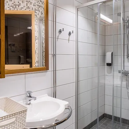 Hyvaerilae Youth- And Centre