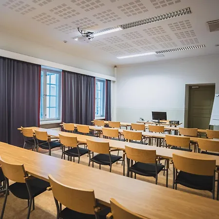 Hyvaerilae Youth- And Centre ヌルメス