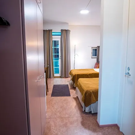 Hyvaerilae Youth- And Centre Hotel Nurmes