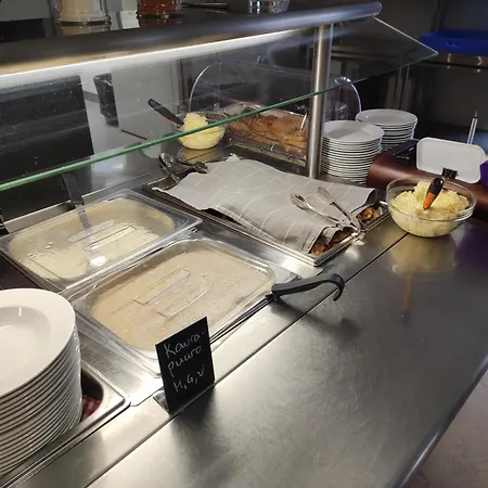 ホテル Hyvaerilae Youth- And Centre 3*